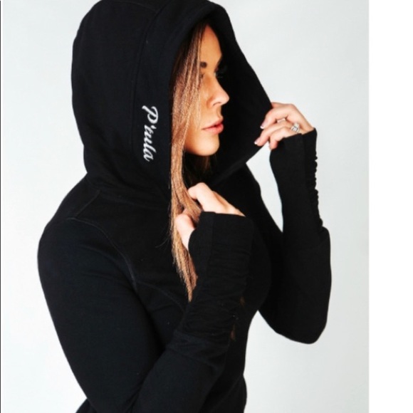 sweaters with thumb holes